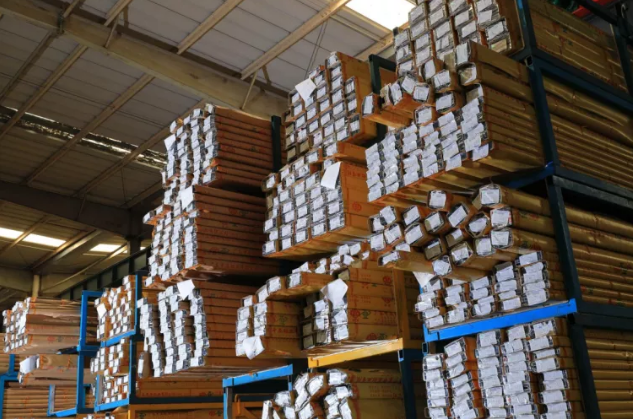 向假冒偽劣鋁材產(chǎn)品重拳出擊！中亞鋁業(yè)教你如何辨別真假！(圖5)