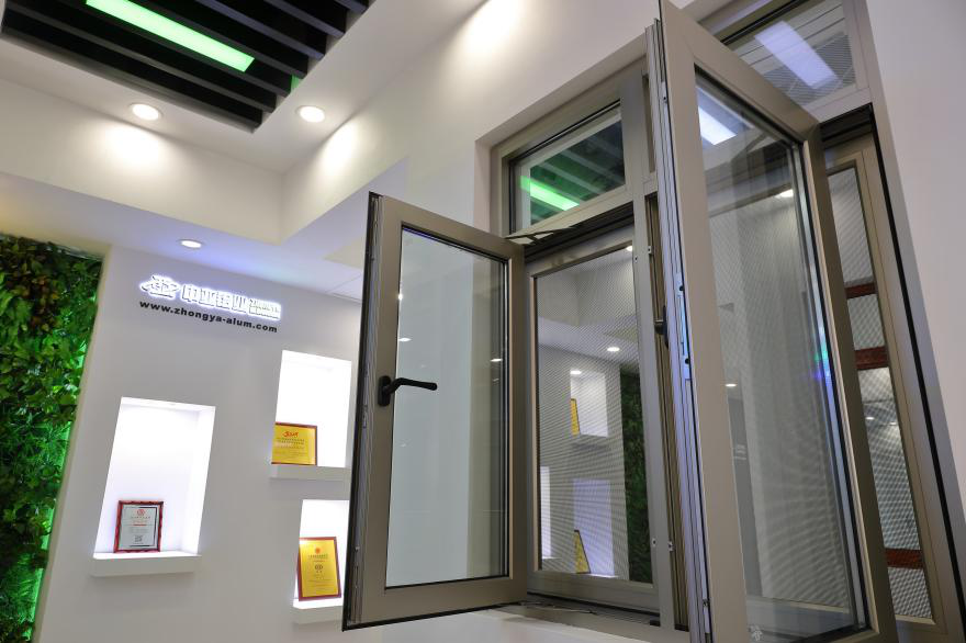 雷雨臺風(fēng)天來襲，你家門窗能“頂住”嗎？(圖2)