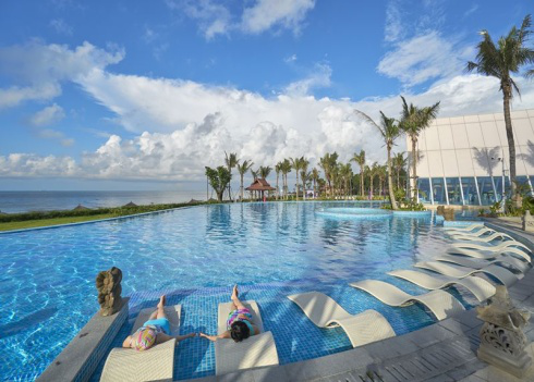 凝心聚力 溫情暖暖——我們相約茂名浪漫海岸