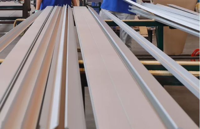 向假冒偽劣鋁材產(chǎn)品重拳出擊！中亞鋁業(yè)教你如何辨別真假！(圖6)