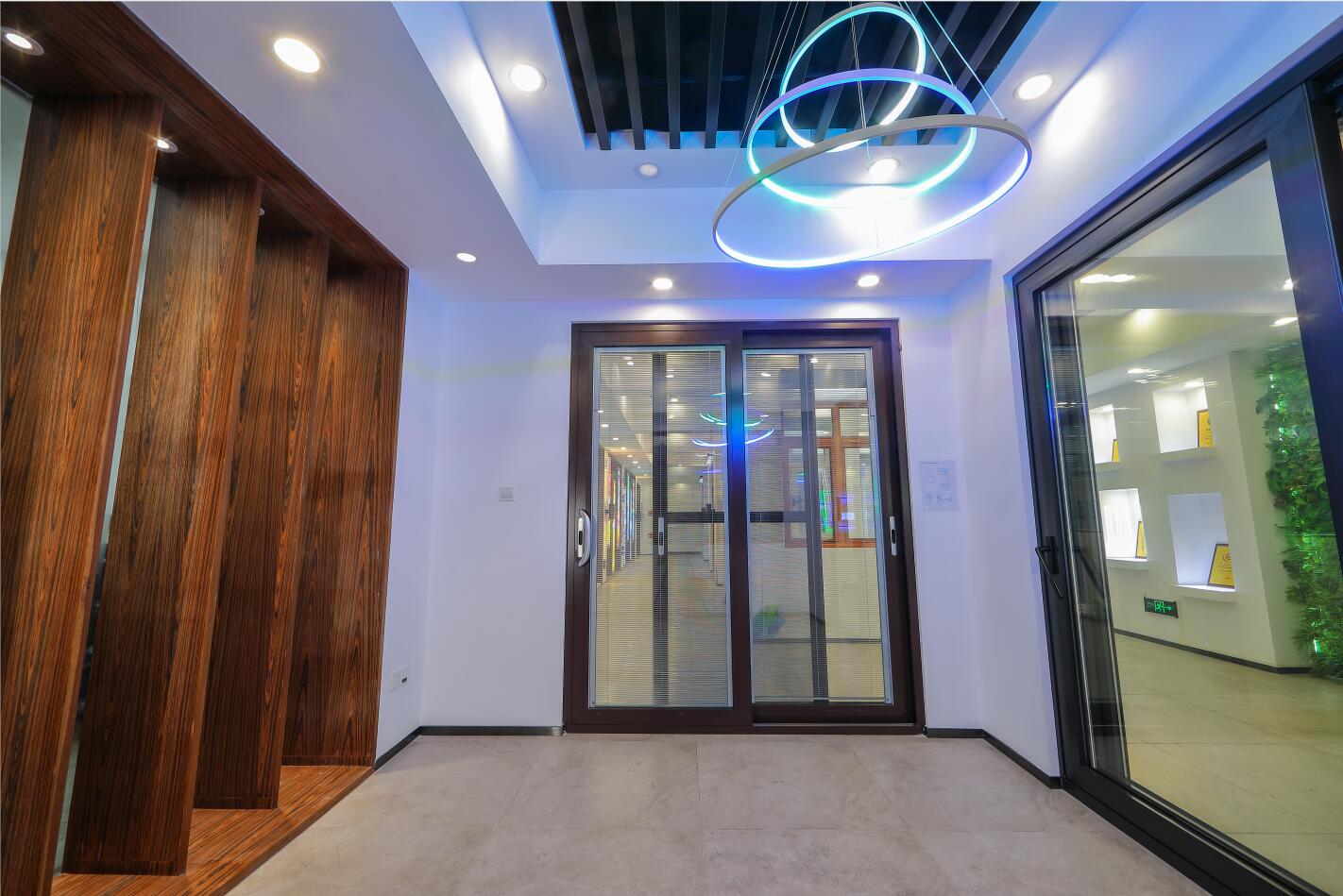 中亞鋁業展廳風采